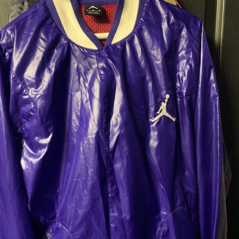 Worn twice in great condition and light weight